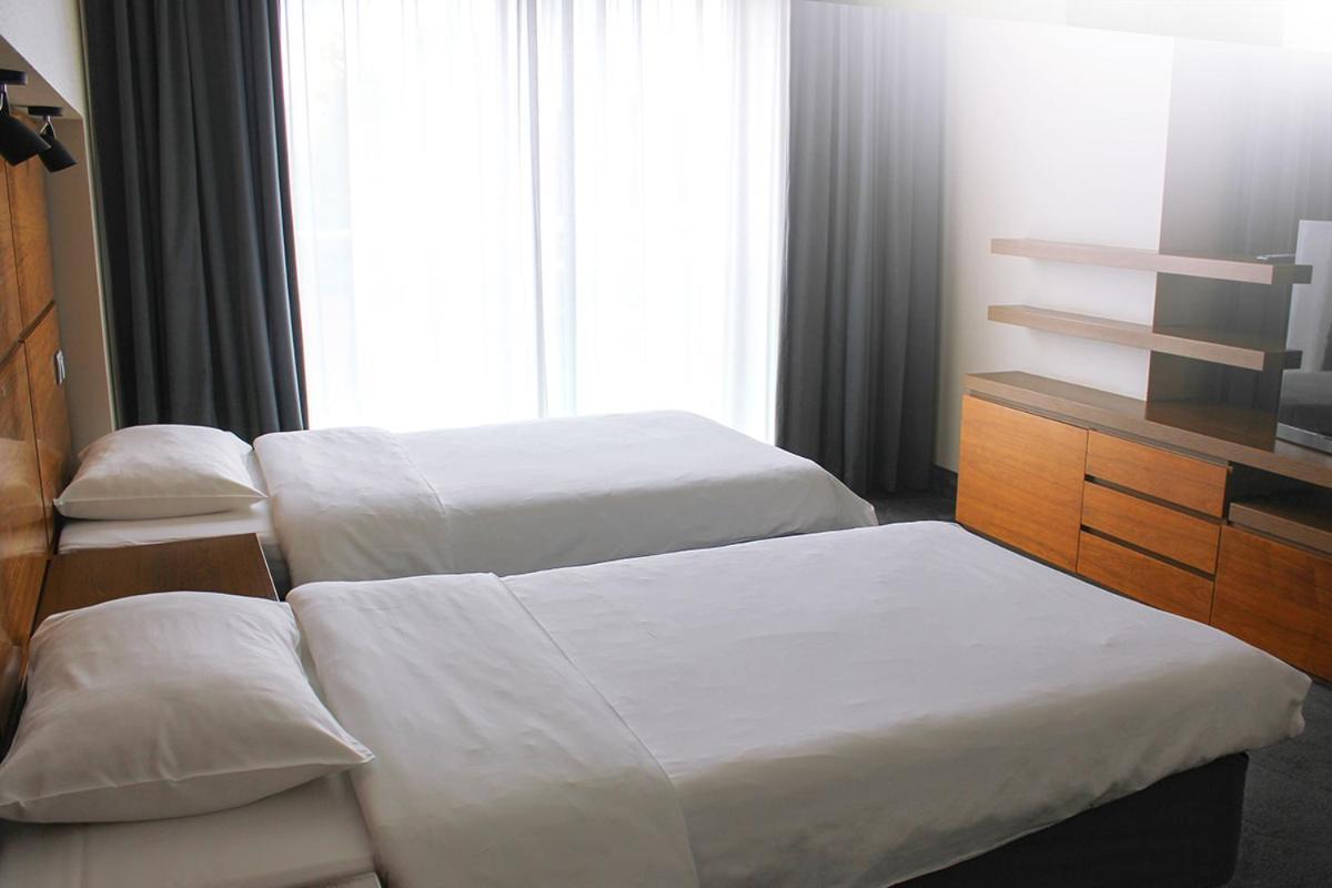Willa Port Острода Екстер'єр фото A bedroom at the hotel