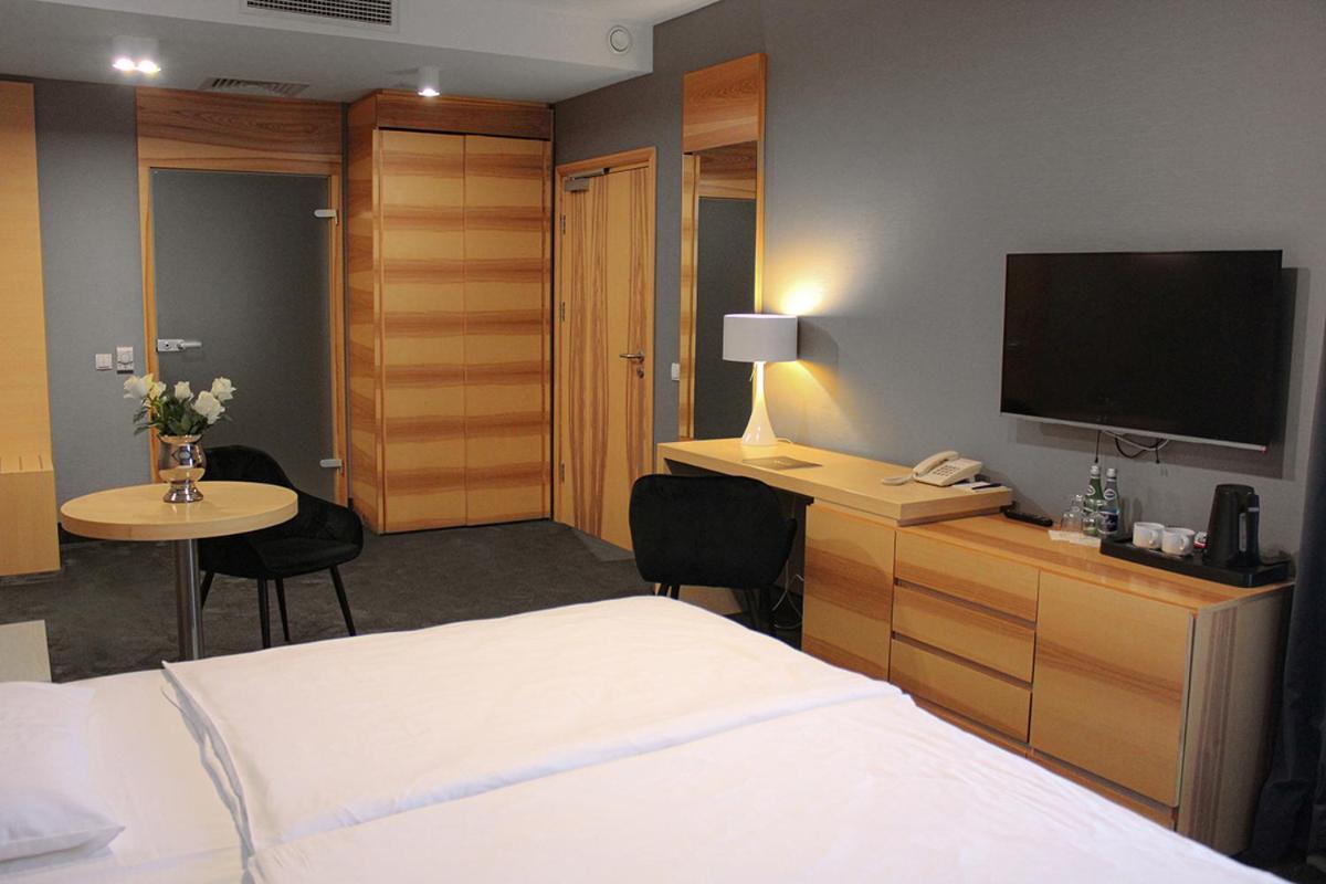 Willa Port Острода Екстер'єр фото A room at the hotel