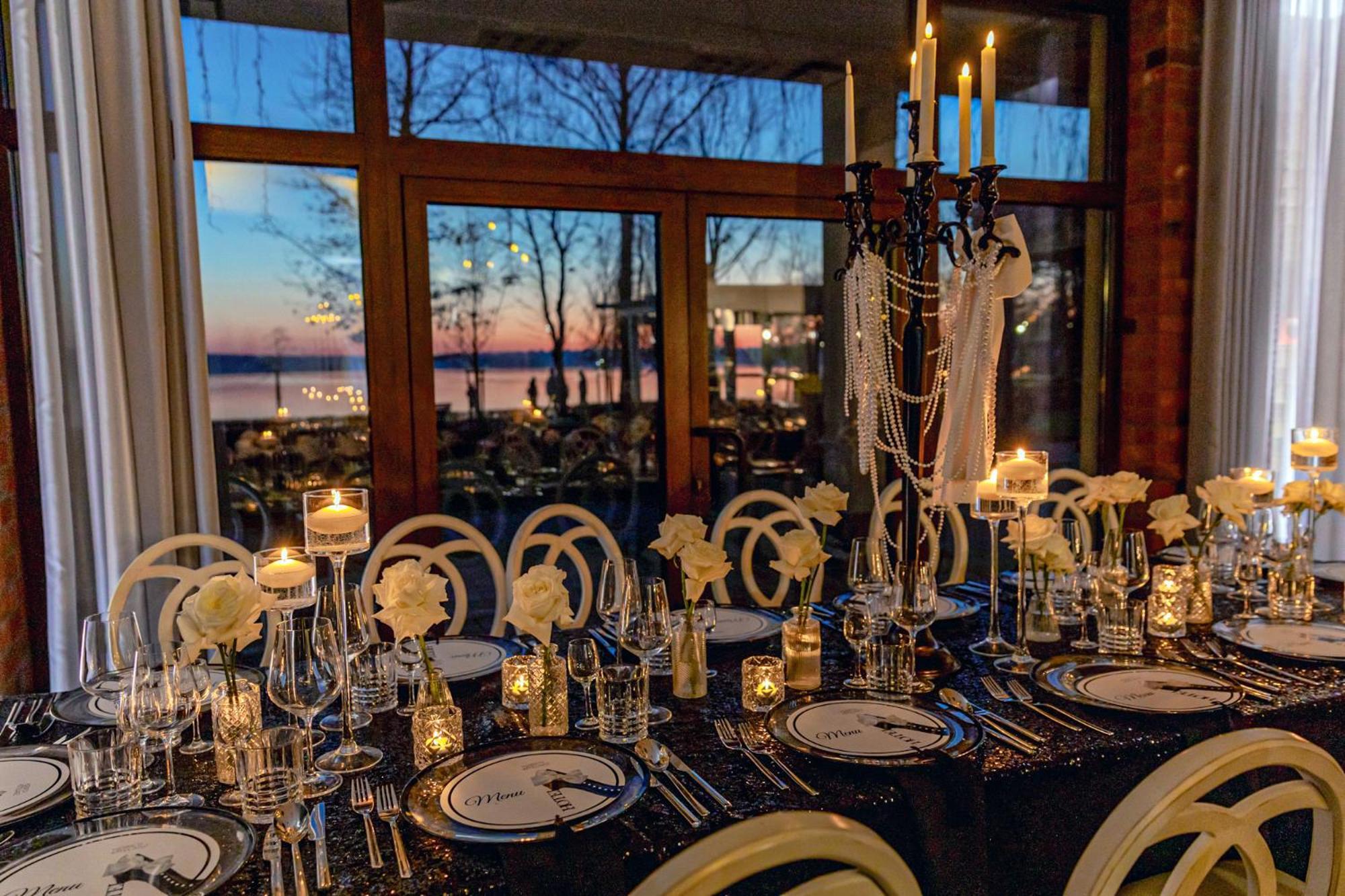 Willa Port Острода Екстер'єр фото The dining room at the 2018 G7 summit