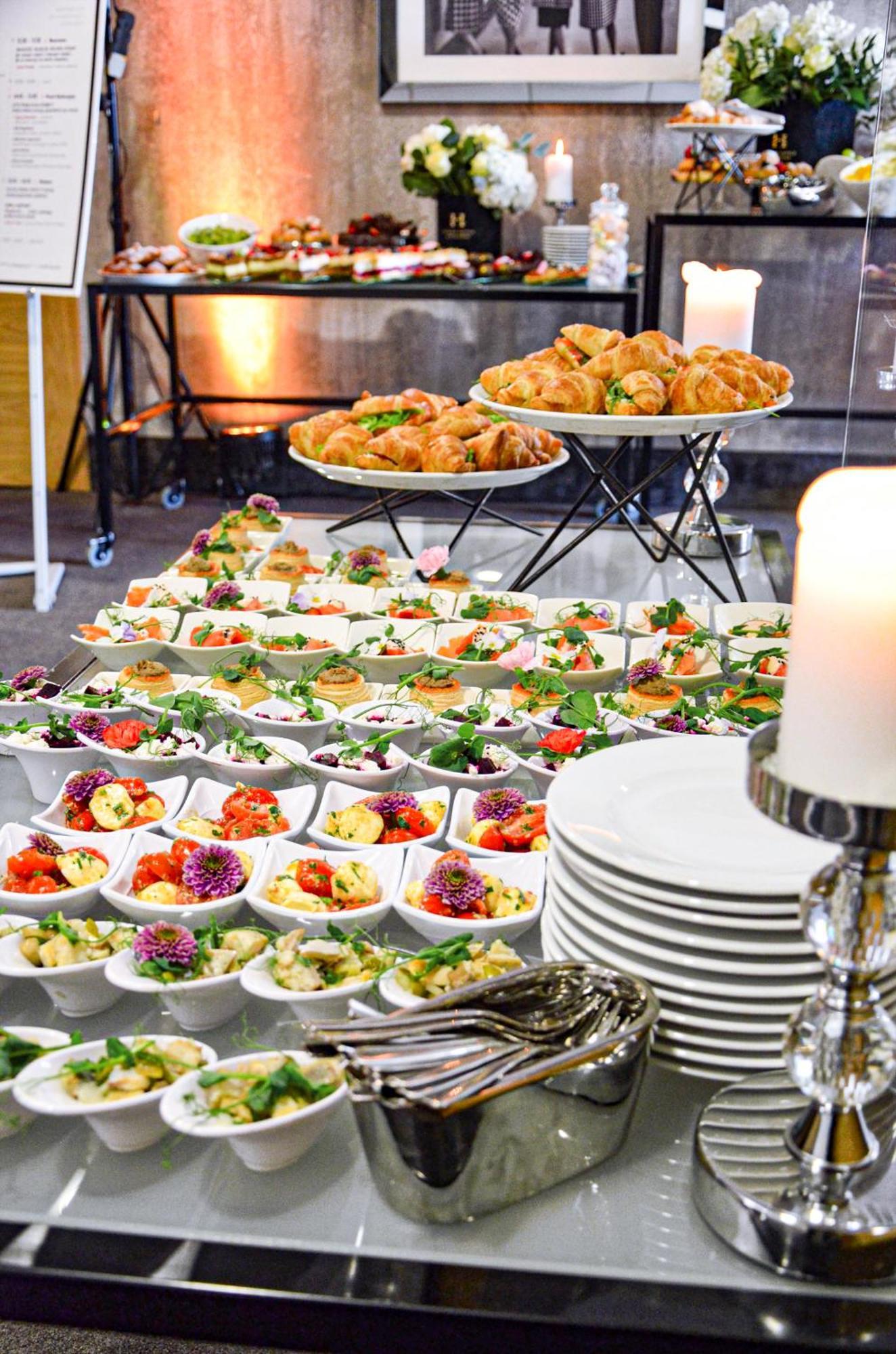 Willa Port Острода Екстер'єр фото A buffet
